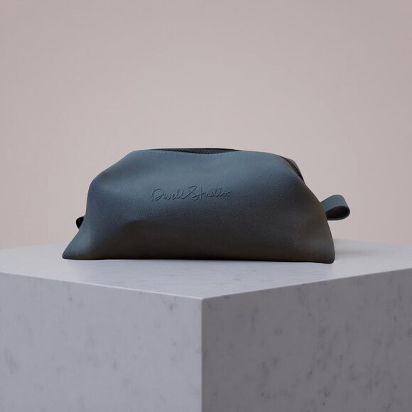 Dwell Studio Mens Black Toiletry Bag With Zipper Closure - Durable Faux Leather - Picture 1 of 5